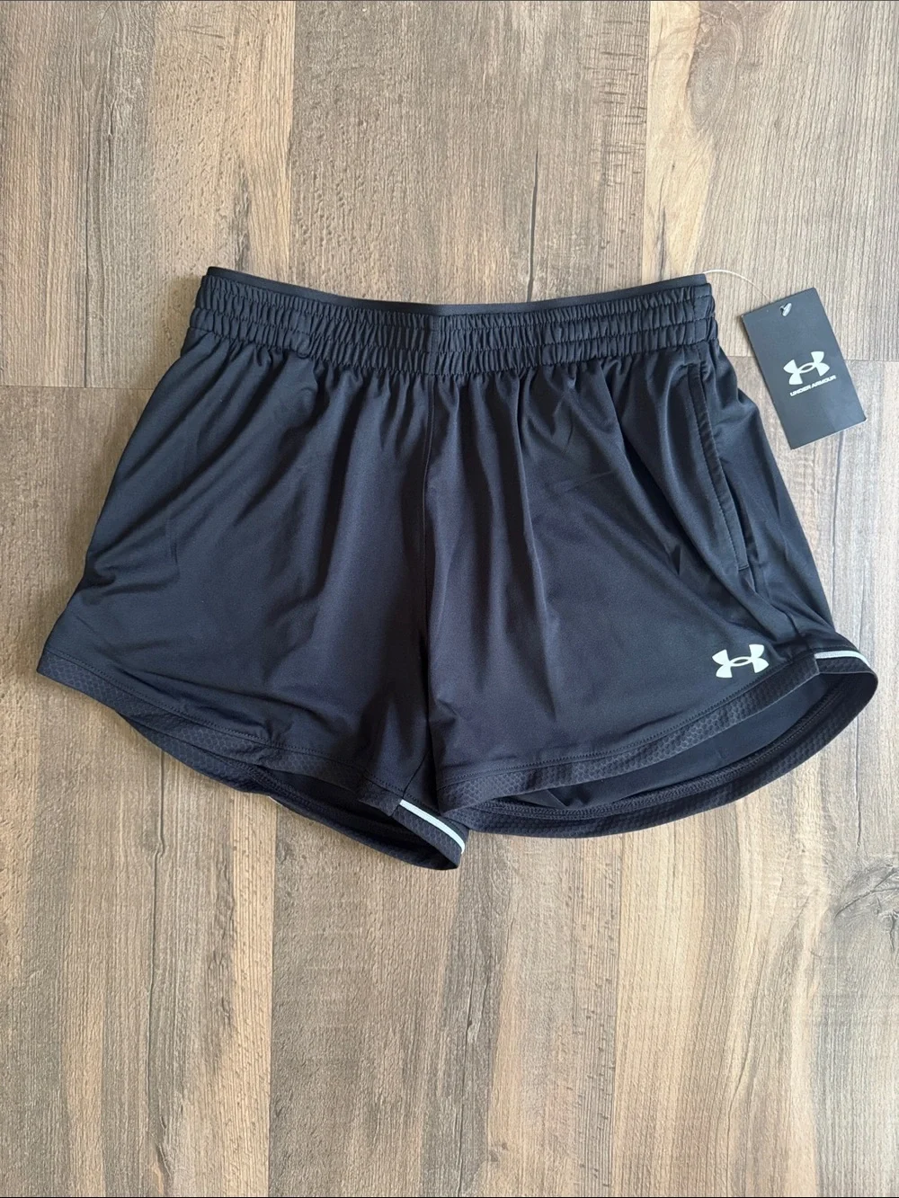 Under Armour Loose Knit athletic shorts